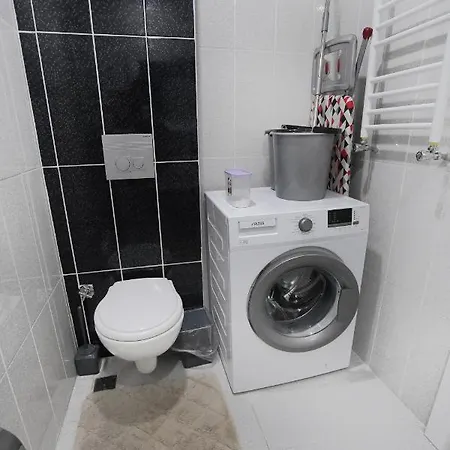 King Ok0 Apartment *