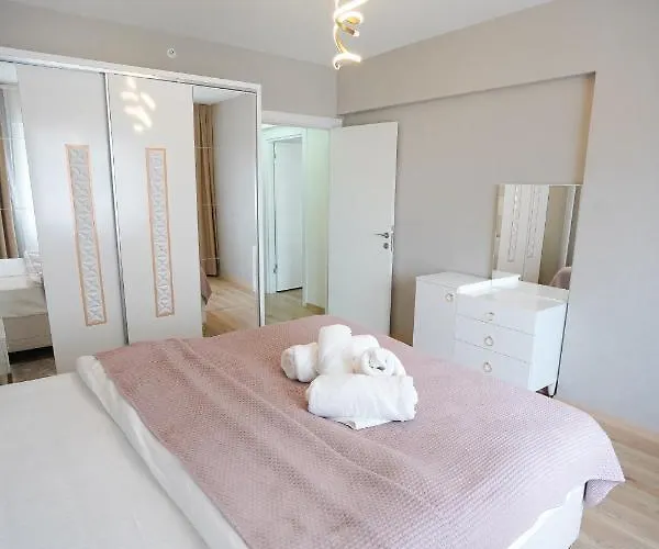 King Ok0 * Κωνσταντινούπολη